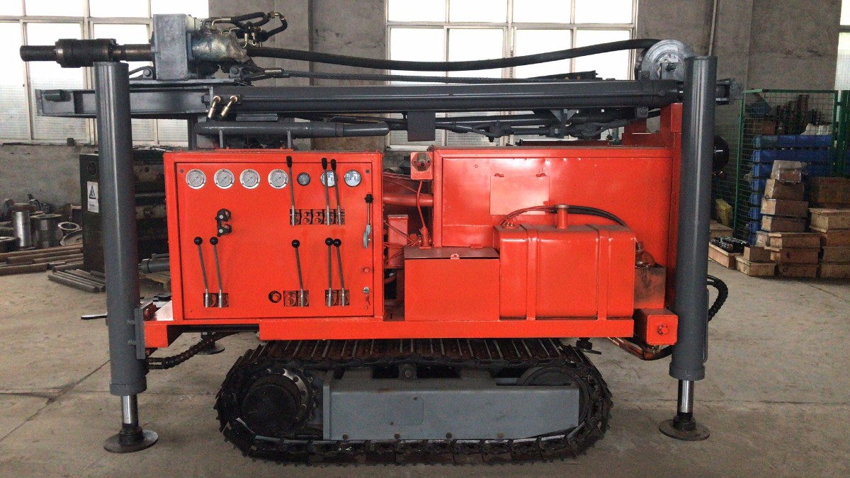 Z-WC300A全液壓履帶氣動鉆機 (10).JPG