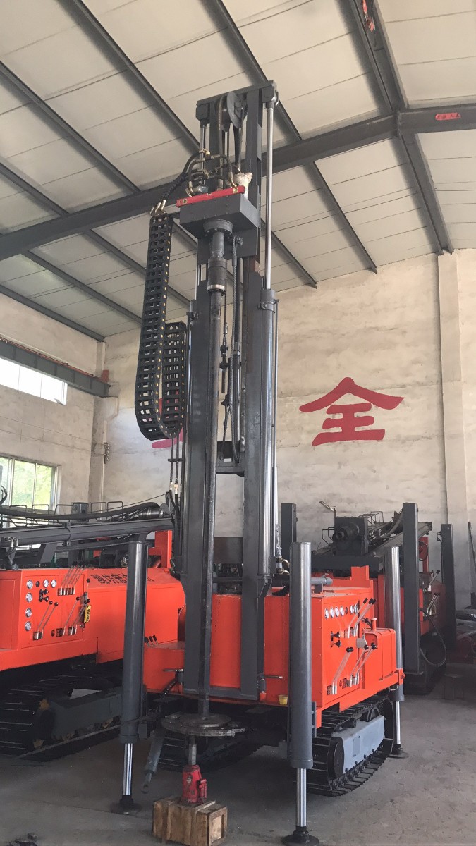 Z-WC300A全液壓履帶氣動鉆機 (12).JPG