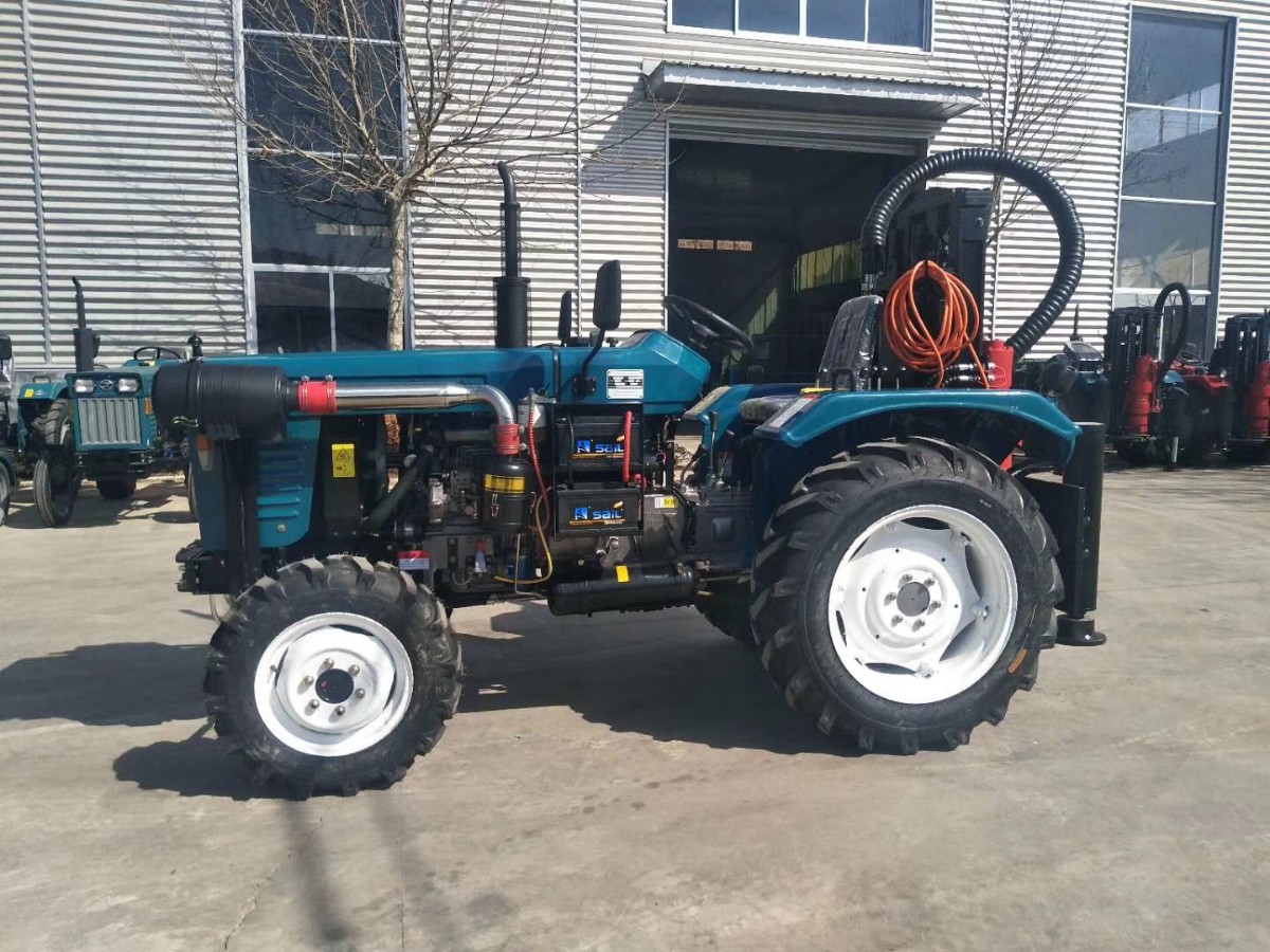 Z-WC150拖拉機式全液壓氣動鉆機 (5).JPG