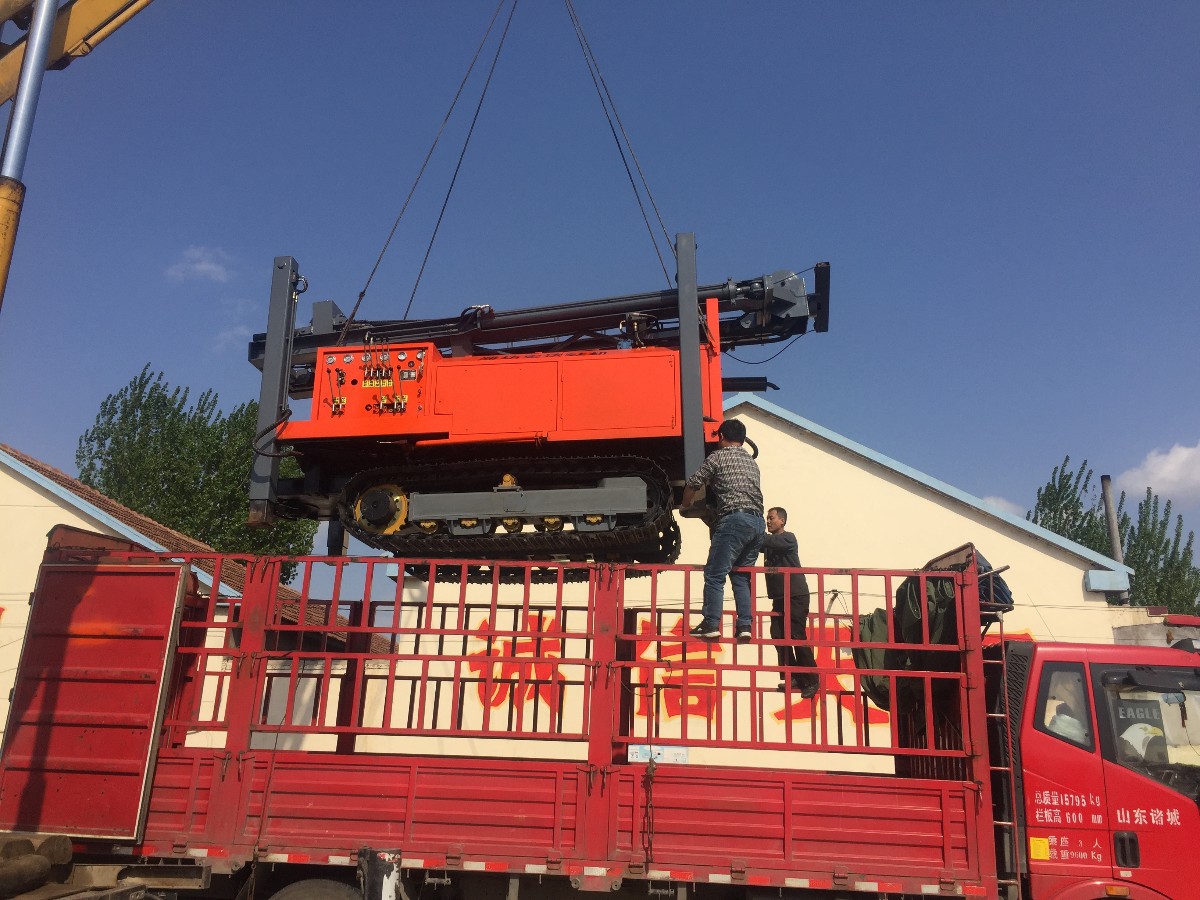 Z-WC400B全液壓履帶氣動鉆機 (30).JPG