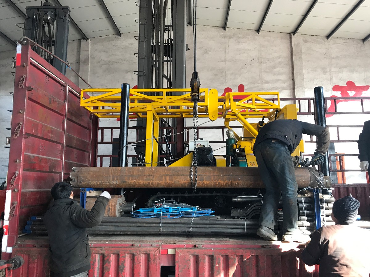 Z-WCSZ200履帶式鉆機 (49).JPG