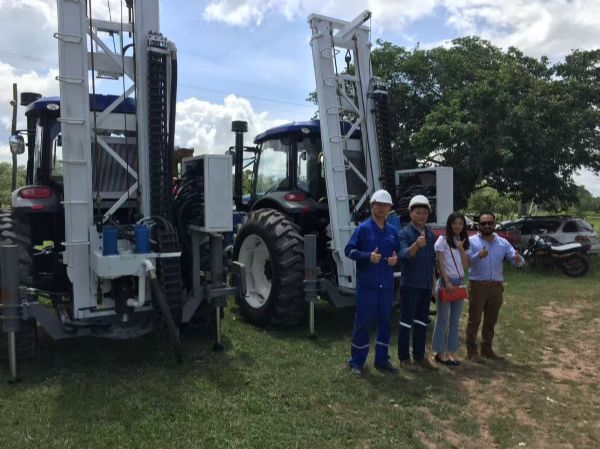 Z-WC500拖拉機(jī)式鉆機(jī)